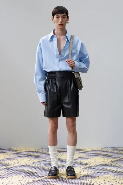 Look 15